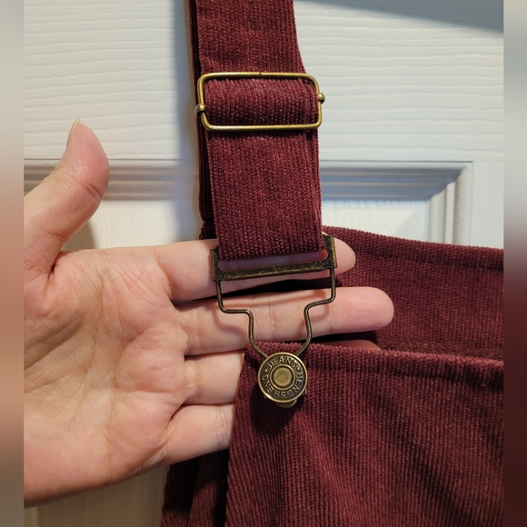 Shein burgundy corduroy overall jumper. Size 1XL - Picture 6 of 6